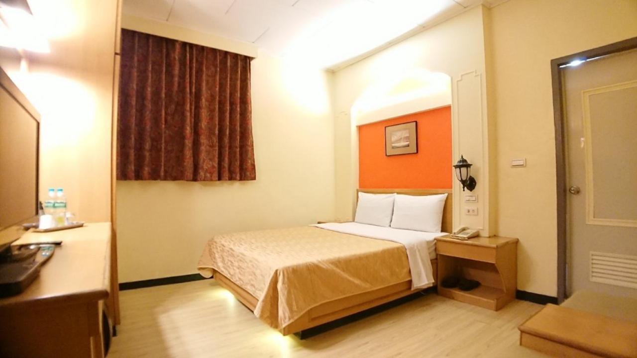 Yes Hotel Chiayi City Luaran gambar