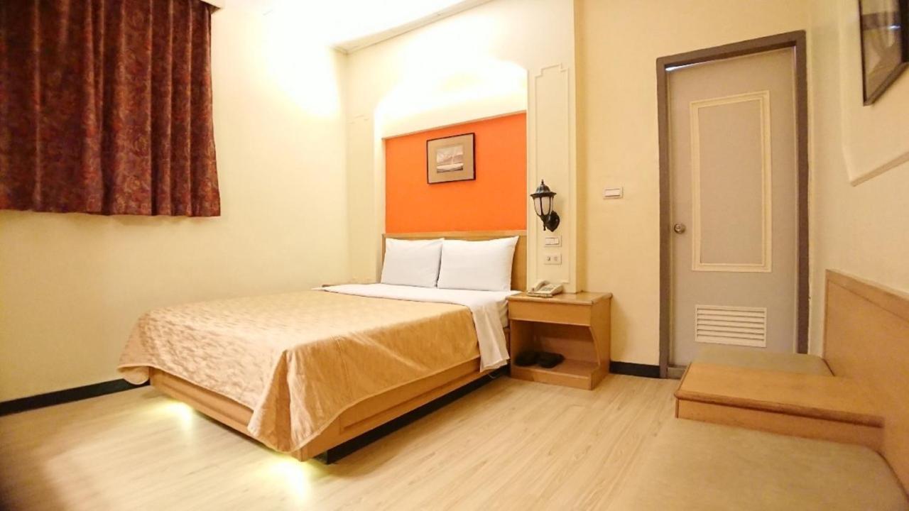 Yes Hotel Chiayi City Luaran gambar